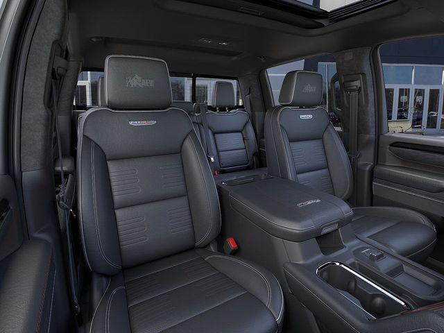 2025 GMC Sierra 2500 HD Vehicle Photo in DANBURY, CT 06810-5034