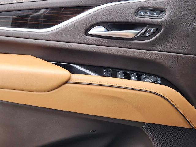 2023 Cadillac Escalade Vehicle Photo in DENTON, TX 76210-9321