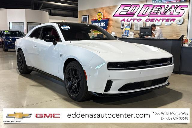 2024 Dodge Charger Daytona Vehicle Photo in DINUBA, CA 93618-9116