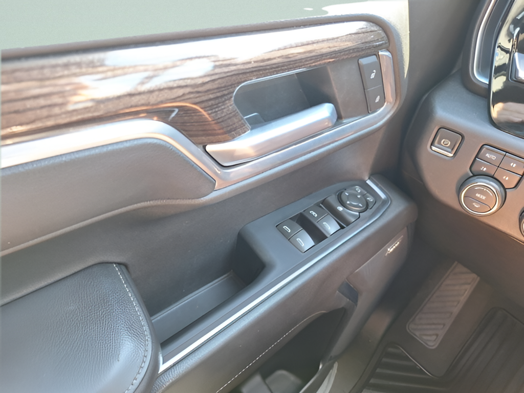 2023 Chevrolet Silverado 1500 photo 18 of 33