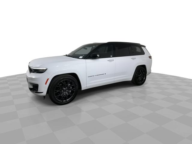 2023 Jeep Grand Cherokee L Vehicle Photo in GILBERT, AZ 85297-0402