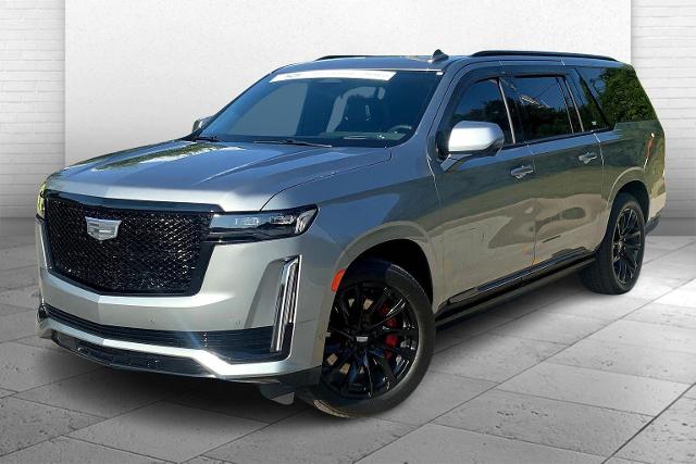2023 Cadillac Escalade ESV Vehicle Photo in KANSAS CITY, MO 64114-4545