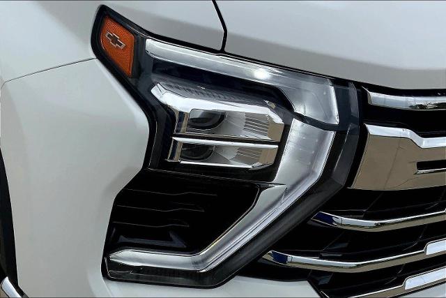 2024 Chevrolet Silverado 2500 HD Vehicle Photo in TOPEKA, KS 66609-0000