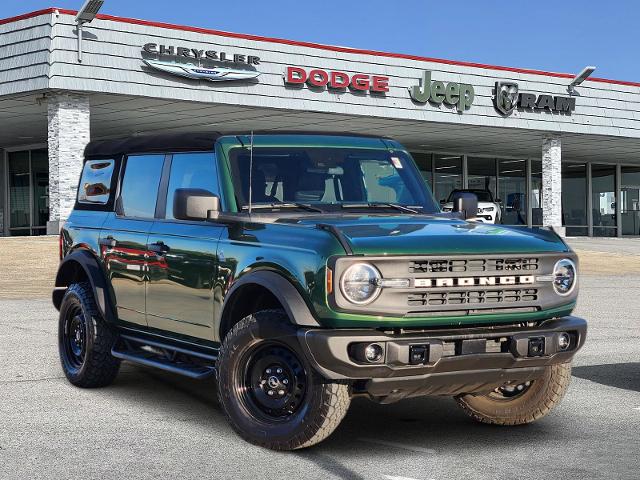 2023 Ford Bronco Vehicle Photo in Ennis, TX 75119-5114