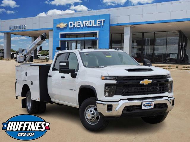 2024 Chevrolet Silverado 3500 HD CC Vehicle Photo in LEWISVILLE, TX 75067