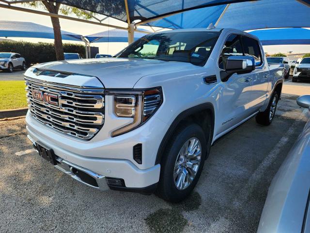 2023 GMC Sierra 1500 Vehicle Photo in DENTON, TX 76210-9321