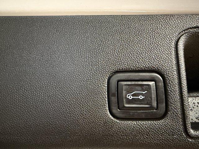 2022 GMC Terrain Vehicle Photo in LEOMINSTER, MA 01453-2952