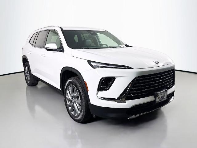 2025 Buick Enclave Vehicle Photo in PUYALLUP, WA 98371-4149
