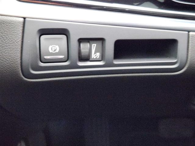 2023 Cadillac XT6 Vehicle Photo in DENTON, TX 76210-9321