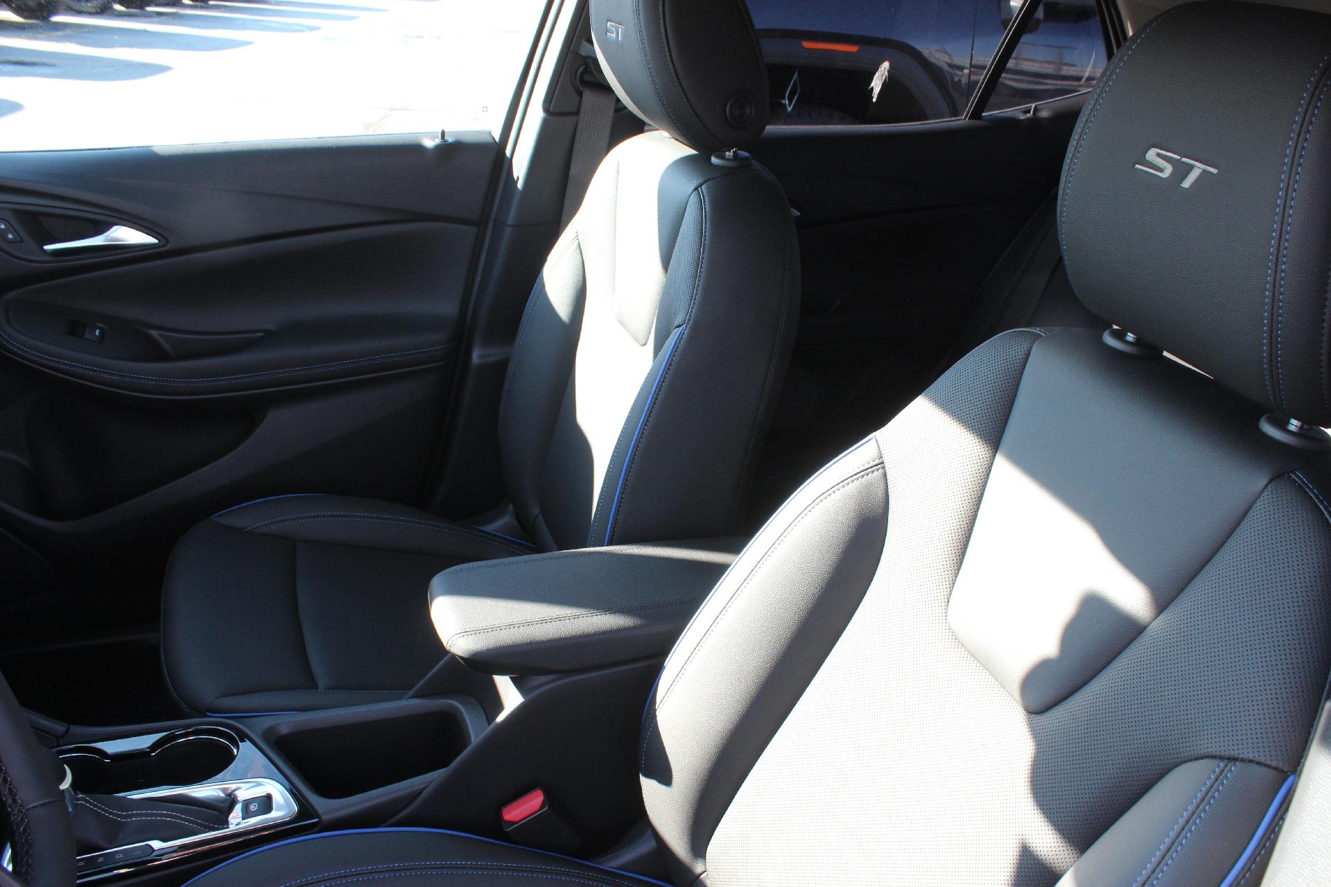 2026 Buick Encore GX Vehicle Photo in AURORA, CO 80012-4011