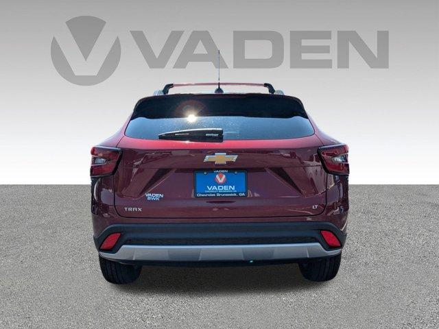 2025 Chevrolet Trax Vehicle Photo in BRUNSWICK, GA 31525-1881