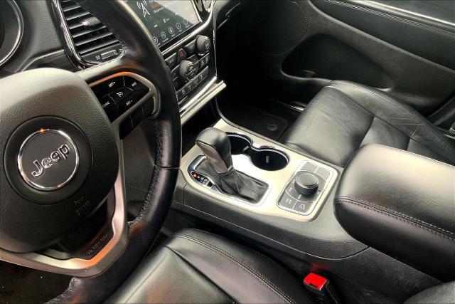 2022 Jeep Grand Cherokee WK Vehicle Photo in TOPEKA, KS 66609-0000
