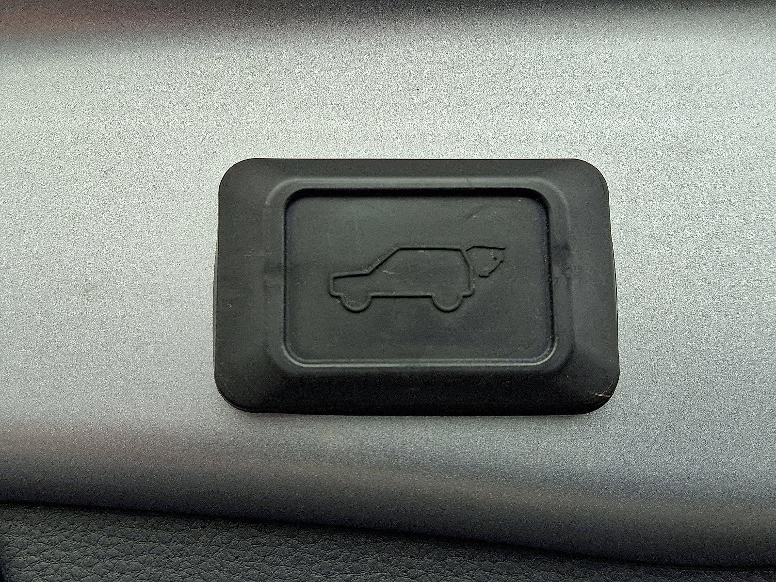 2020 Toyota RAV4 Vehicle Photo in Easton, PA 18045