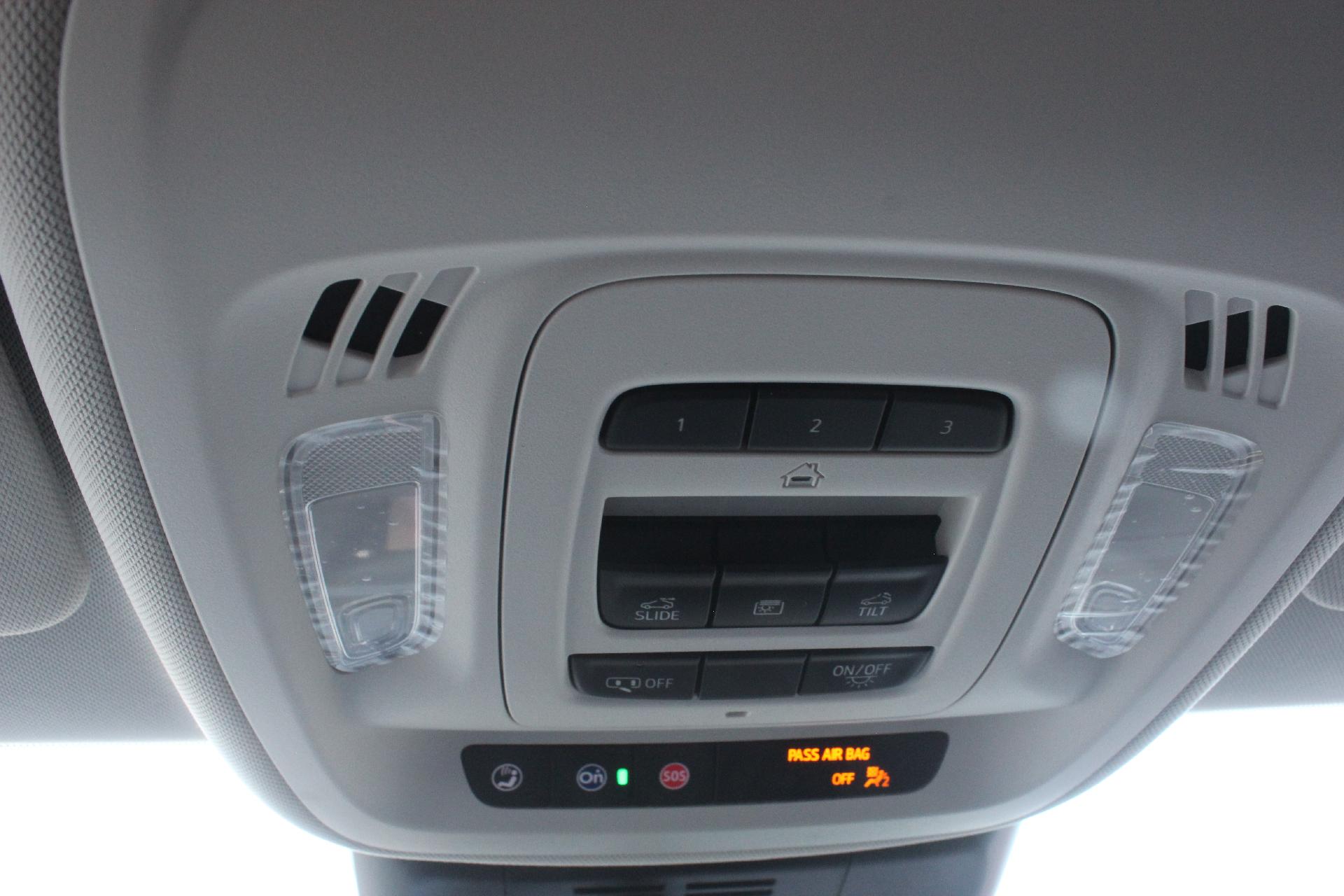 2025 Buick Envision Vehicle Photo in AURORA, CO 80012-4011