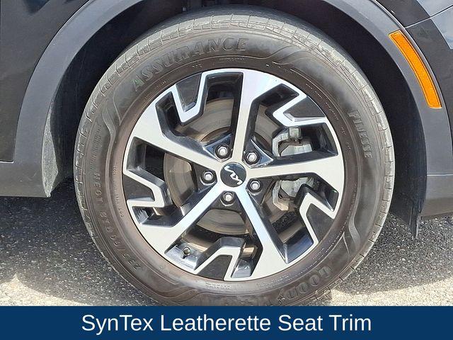 2023 Kia Sportage Hybrid Vehicle Photo in DANBURY, CT 06810-5034