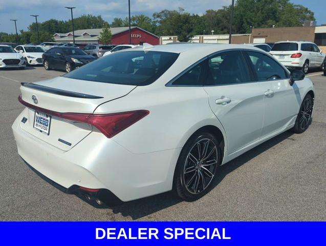 2022 Toyota Avalon Vehicle Photo in Merrillville, IN 46410