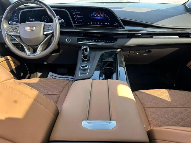 2024 Cadillac Escalade Vehicle Photo in COLUMBIA, MO 65203-3903