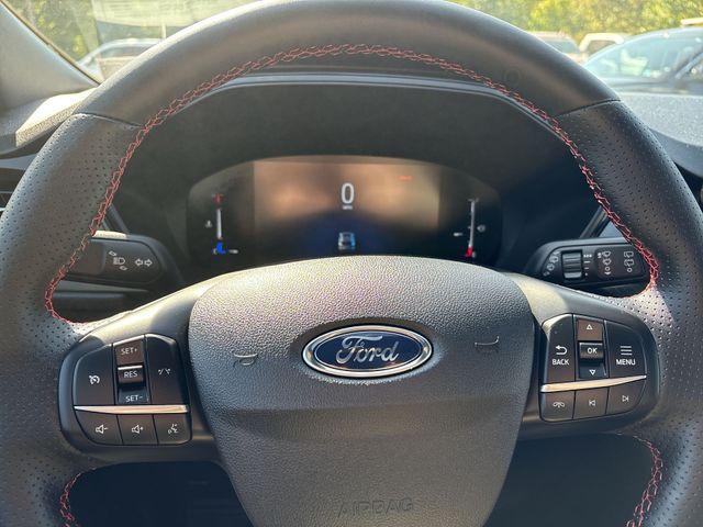 2025 Ford Escape Vehicle Photo in Pleasant Hills, PA 15236