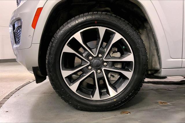 2022 Jeep Grand Cherokee L Vehicle Photo in INDEPENDENCE, MO 64055-1314