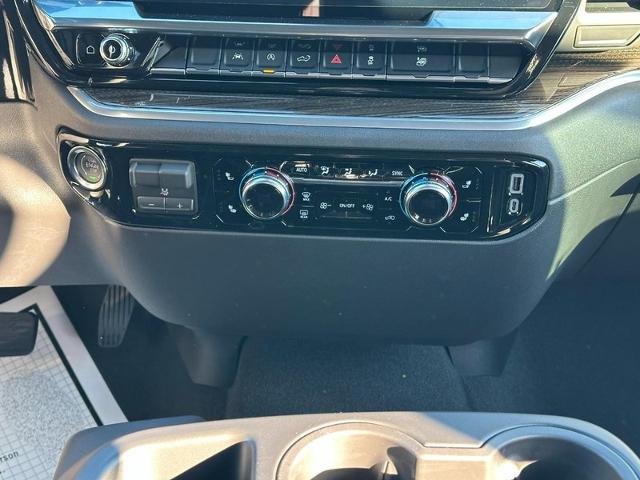 2026 GMC Sierra 1500 Vehicle Photo in COLUMBIA, MO 65203-3903