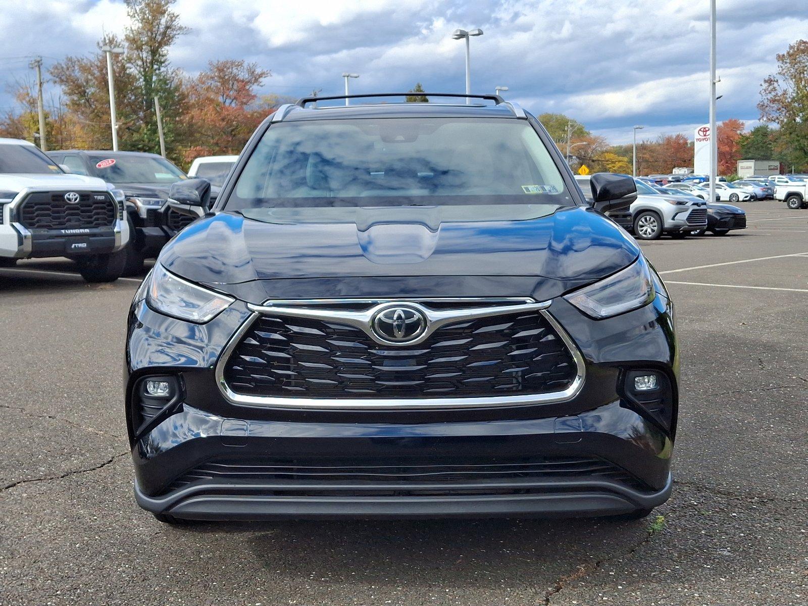 2022 Toyota Highlander Vehicle Photo in Trevose, PA 19053