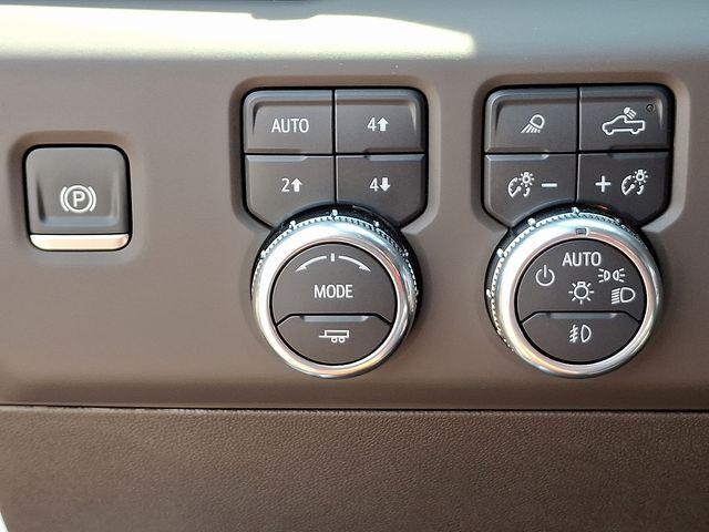 2024 GMC Sierra 1500 Vehicle Photo in DANBURY, CT 06810-5034