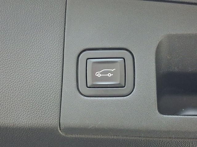 2017 Cadillac XT5 Vehicle Photo in DANBURY, CT 06810-5034