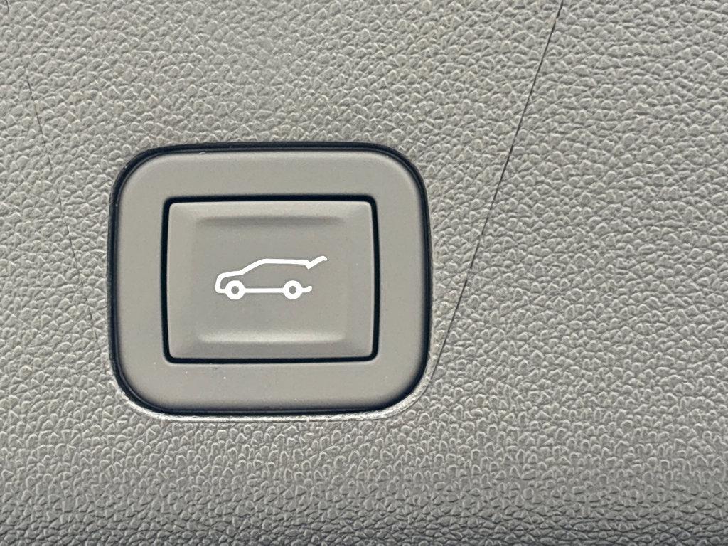 2025 Chevrolet Tahoe Vehicle Photo in POOLER, GA 31322-3252