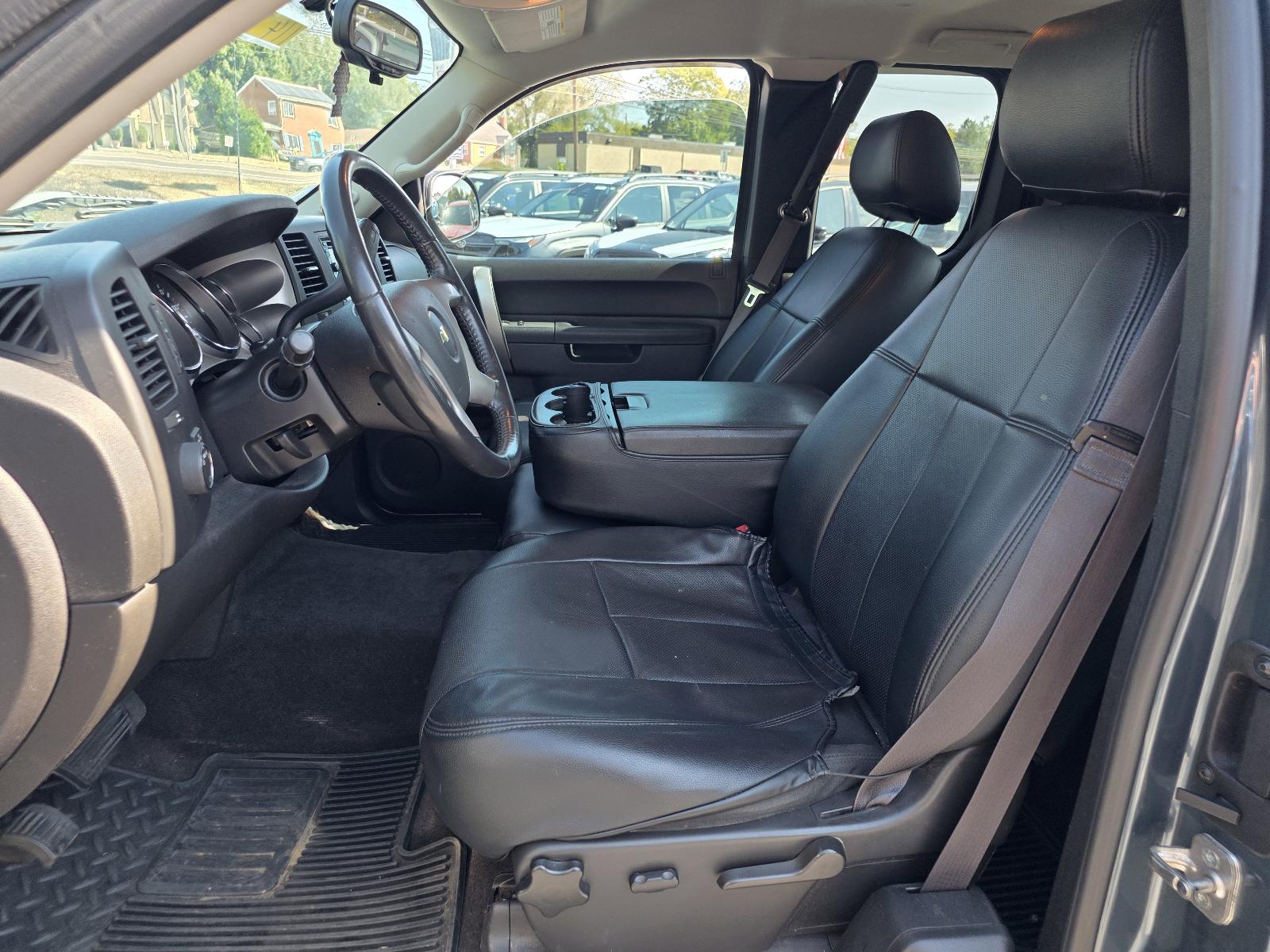 2013 Chevrolet Silverado 1500 Vehicle Photo in Harrisburg, PA 17111