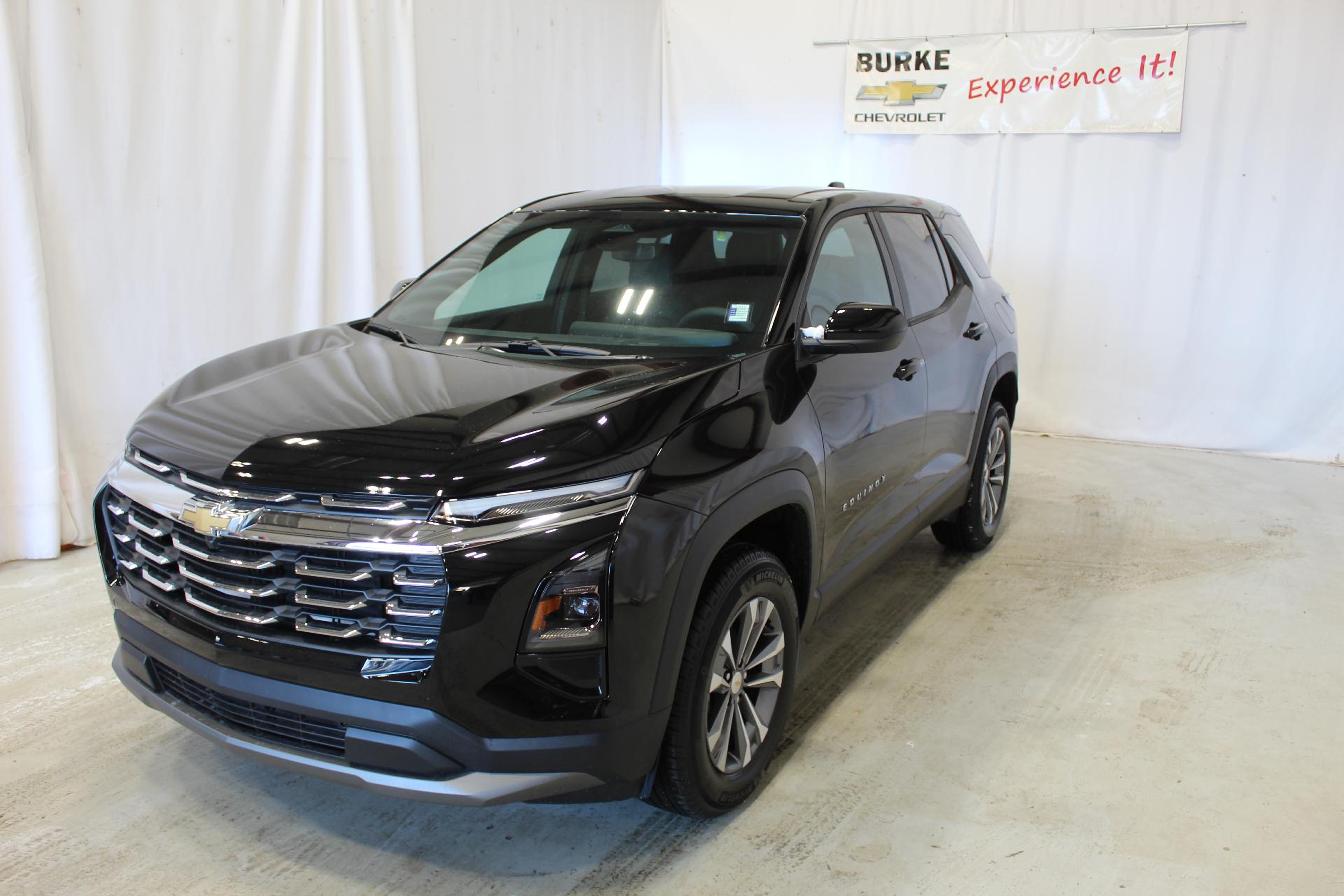 2026 Chevrolet Equinox Vehicle Photo in NORTHAMPTON, MA 01060-1120