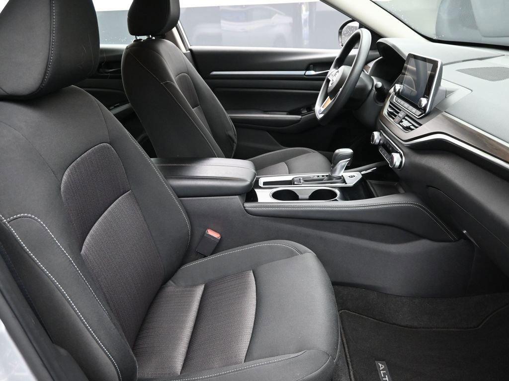 2023 Nissan Altima Vehicle Photo in Cedar Rapids, IA 52402