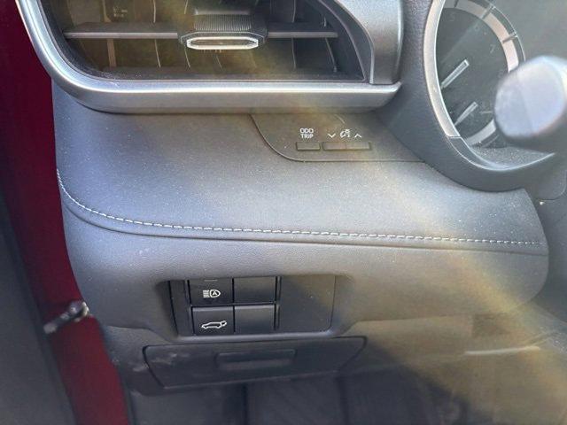 2021 Toyota Highlander Vehicle Photo in Philadelphia, PA 19116