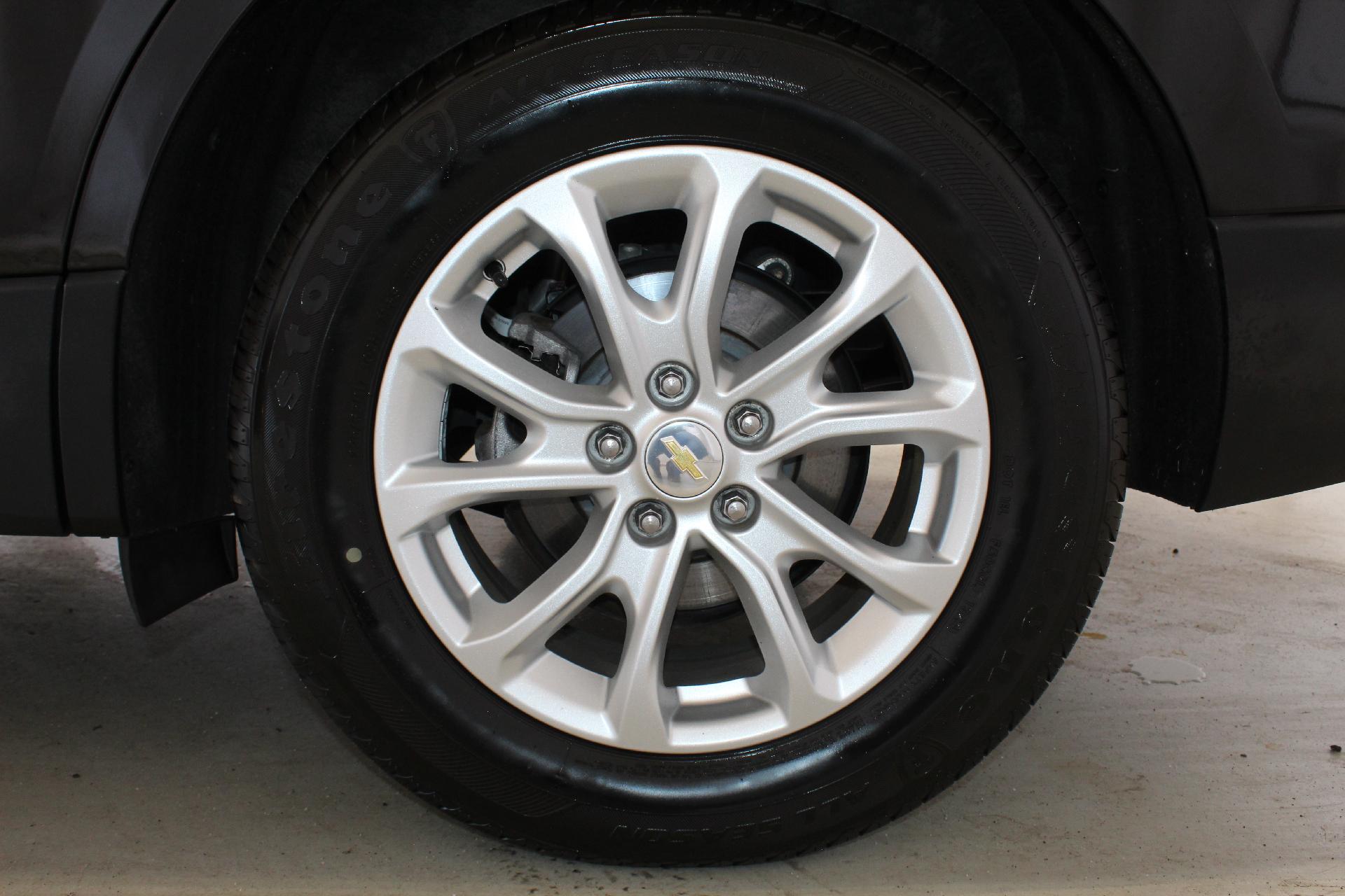 2020 Chevrolet Equinox Vehicle Photo in NORTHAMPTON, MA 01060-1120