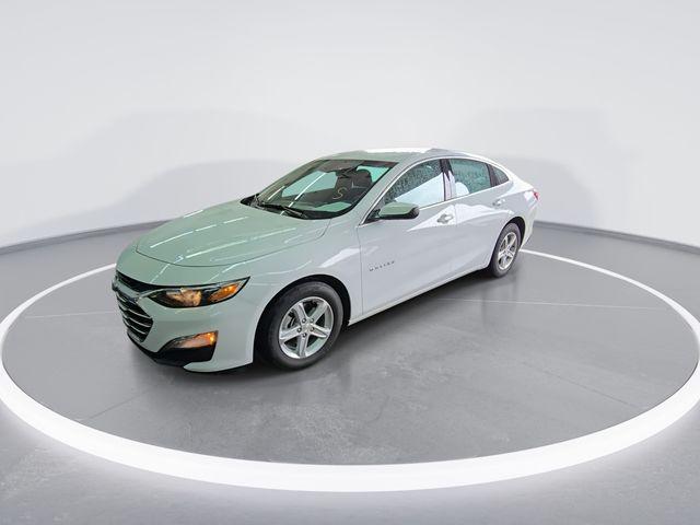 2024 Chevrolet Malibu Vehicle Photo in Pleasant Hills, PA 15236