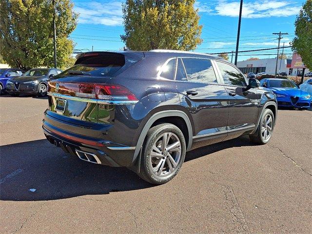2024 Volkswagen Atlas Cross Sport Vehicle Photo in Willow Grove, PA 19090