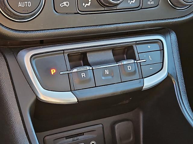 2023 GMC Terrain Vehicle Photo in TREVOSE, PA 19053-4984