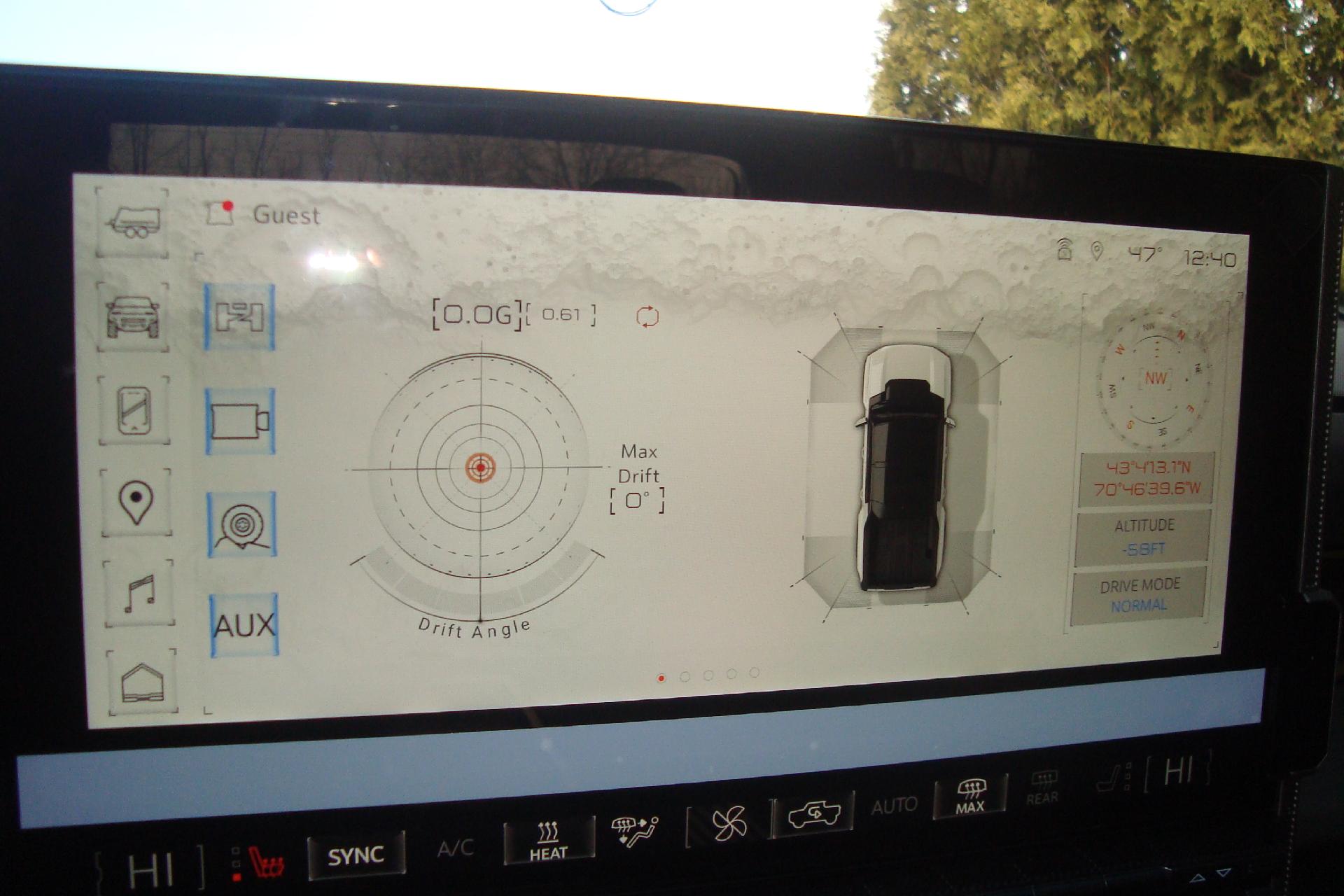 2025 GMC HUMMER EV Pickup Vehicle Photo in PORTSMOUTH, NH 03801-4196