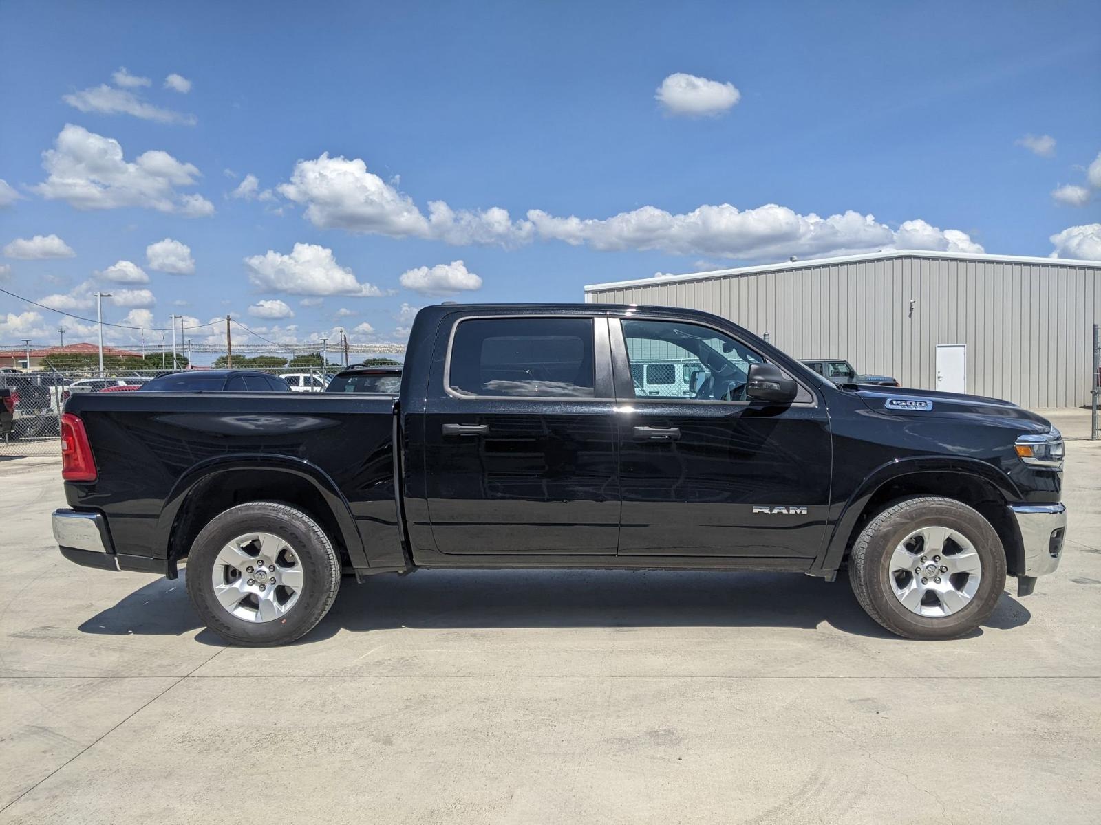 2025 Ram 1500 Vehicle Photo in Seguin, TX 78155