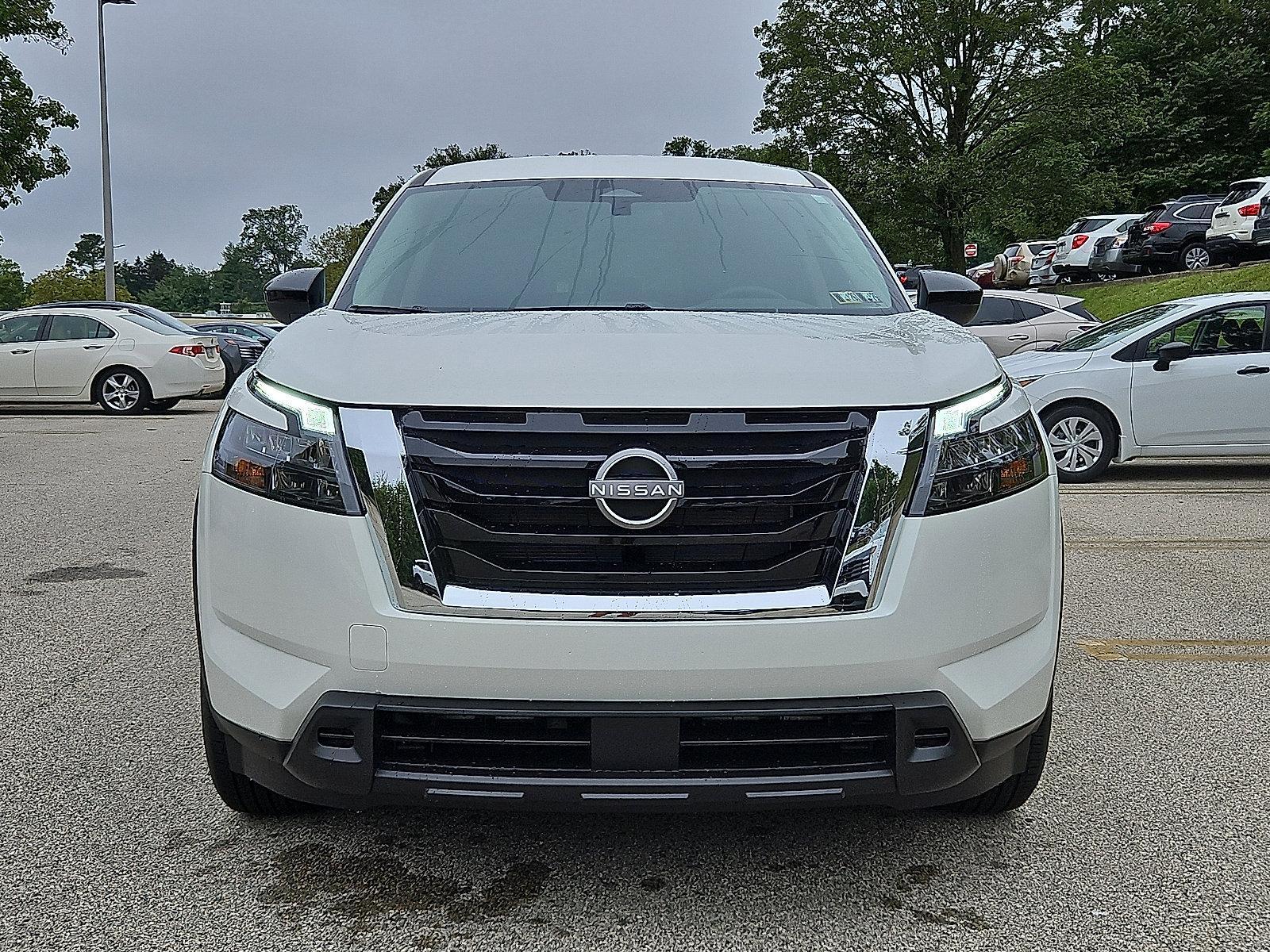 2025 Nissan Pathfinder Vehicle Photo in Jenkintown, PA 19046
