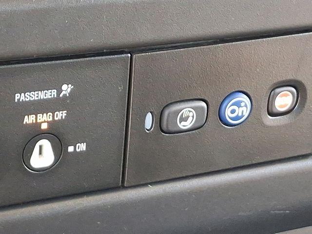 2024 Chevrolet Express Cargo 2500 Vehicle Photo in DANBURY, CT 06810-5034