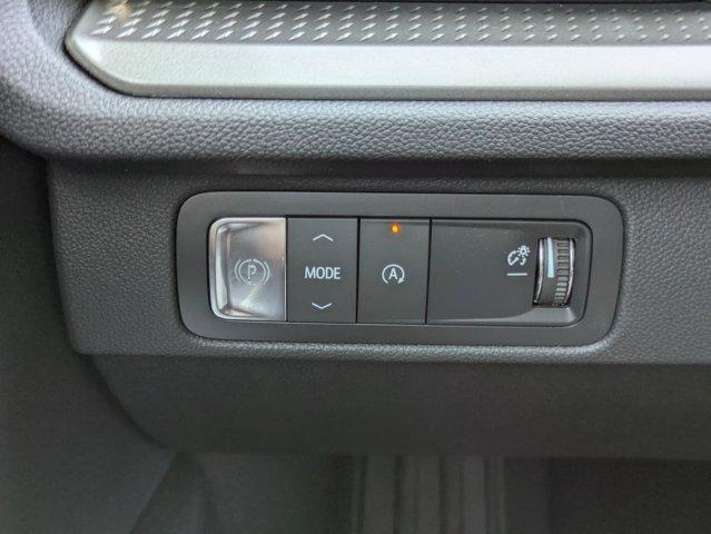 2025 Chevrolet Traverse Vehicle Photo in BRUNSWICK, GA 31525-1881