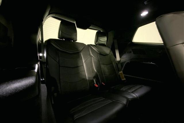 2024 Cadillac XT6 Vehicle Photo in INDEPENDENCE, MO 64055-1377