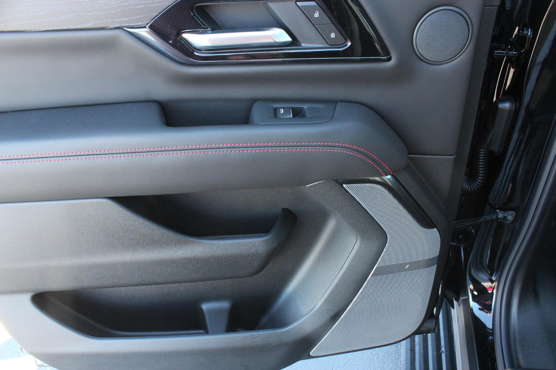 2026 GMC Yukon XL Vehicle Photo in AURORA, CO 80012-4011