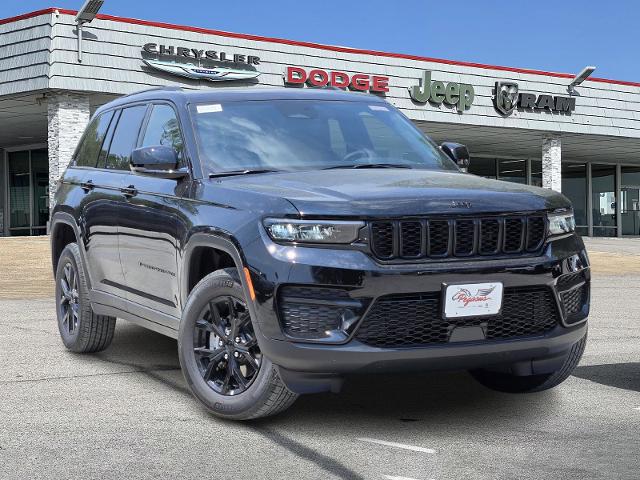 2025 Jeep Grand Cherokee Vehicle Photo in Ennis, TX 75119-5114