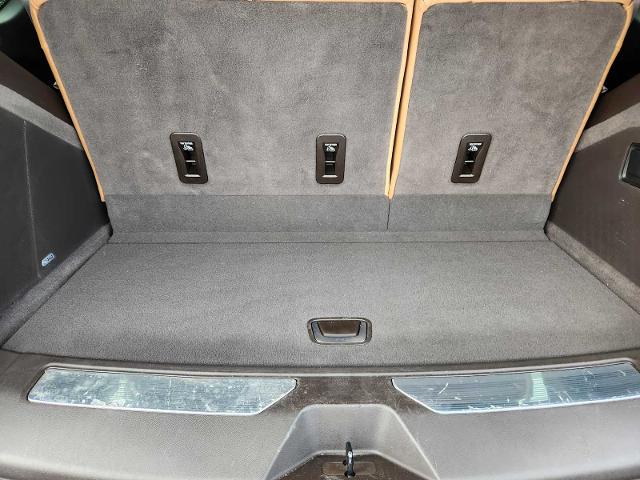 2023 Cadillac Escalade Vehicle Photo in DENTON, TX 76210-9321