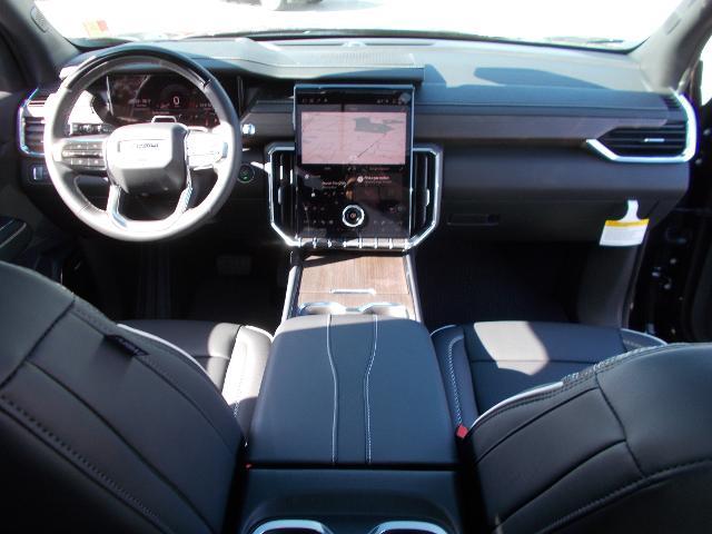 2026 GMC Acadia Vehicle Photo in LOWELL, MA 01852-4336