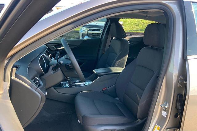 2024 Chevrolet Malibu Vehicle Photo in KANSAS CITY, MO 64114-4502