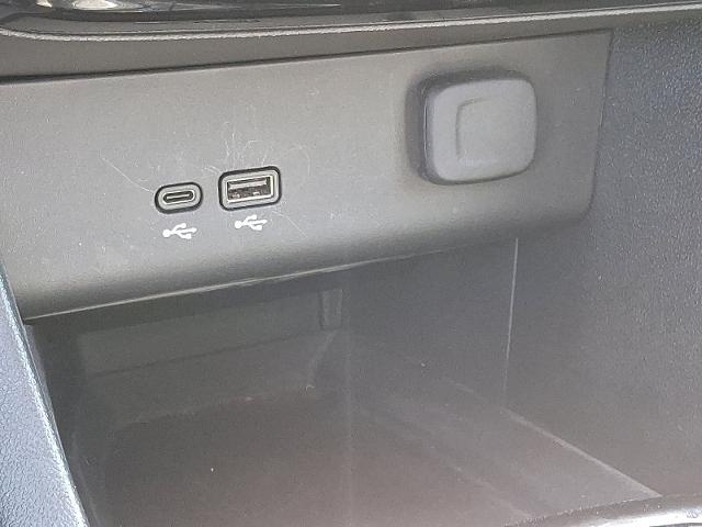 2024 Buick Encore GX Vehicle Photo in TREVOSE, PA 19053-4984