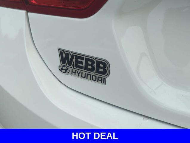 2022 Chevrolet Malibu Vehicle Photo in Merrillville, IN 46410