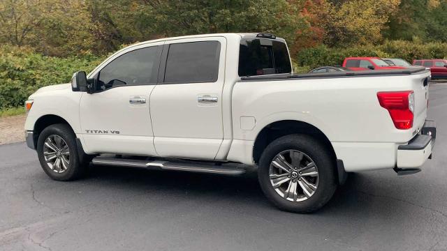 2019 Nissan Titan Vehicle Photo in MOON TOWNSHIP, PA 15108-2571